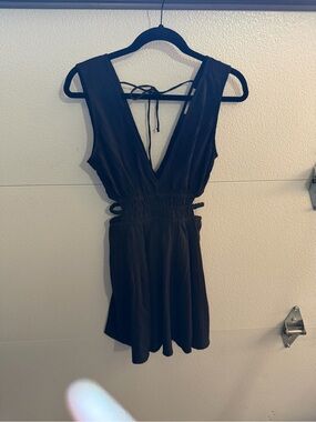 Black Sleeveless V-Neck Mini Dress with Tie-Back